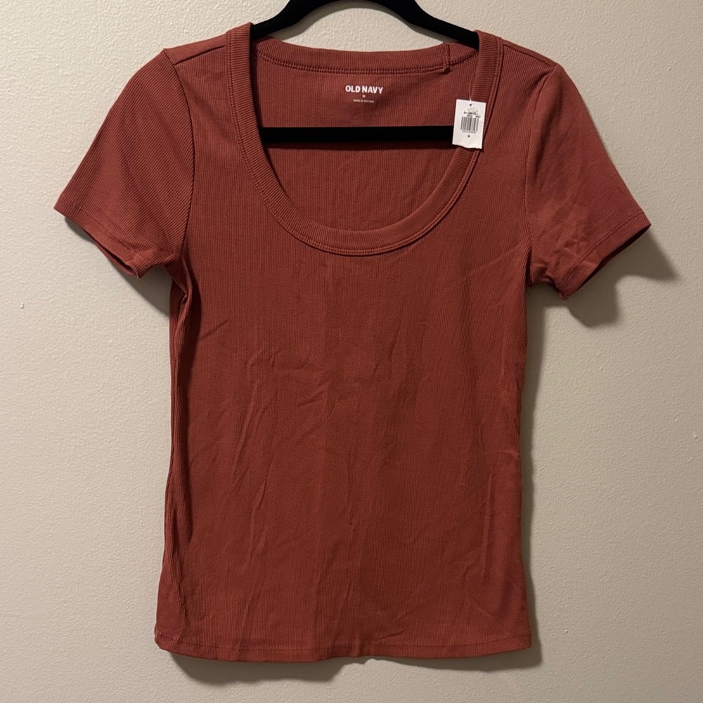NWT Old Navy Burnt Orange Tee